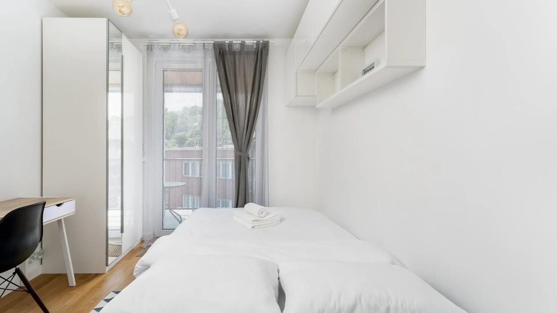 Podgorze Studio With Balcony Krakow Poland