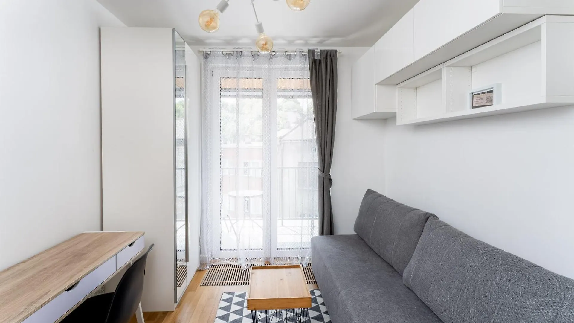 Podgorze Studio With Balcony Krakow
